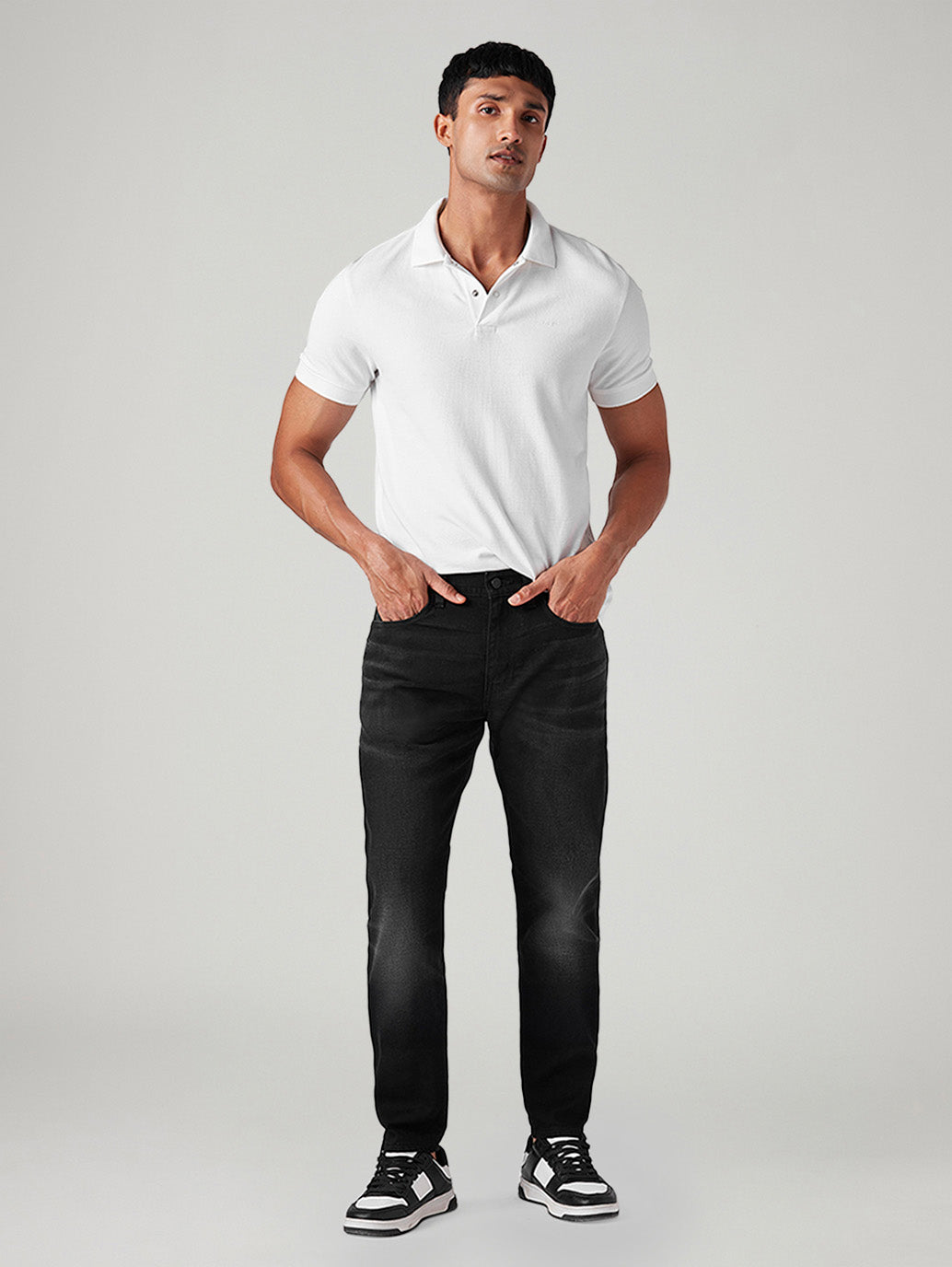 Men's 512 Black Slim Tapered Fit Mid Rise Selvedge Jeans