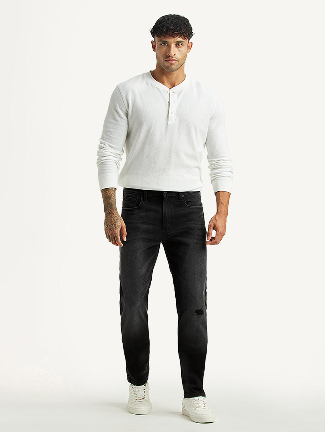Men's 512 Black Slim Tapered Fit Hyper Stretch Jeans - Front View