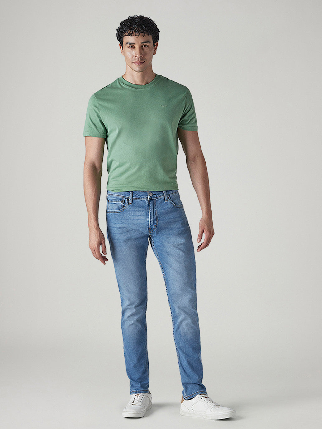 Men's 512 Light Indigo Slim Tapered Fit Mid Rise Jeans - Front View