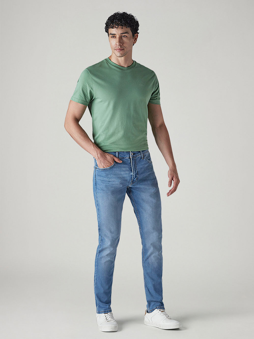Men's 512 Light Indigo Slim Tapered Fit Mid Rise Jeans - Side View