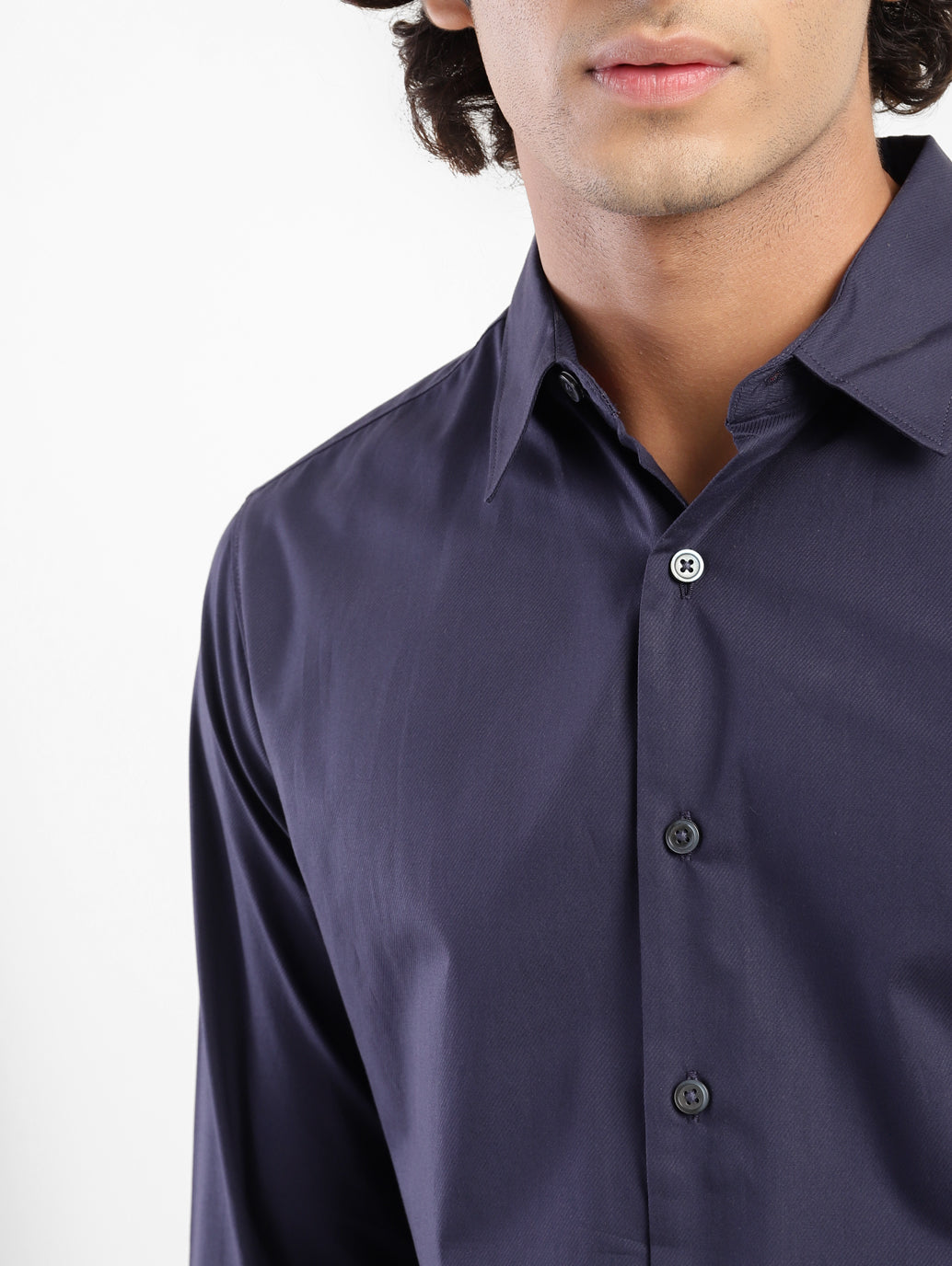 Men's Solid Spread Slim Fit Shirt