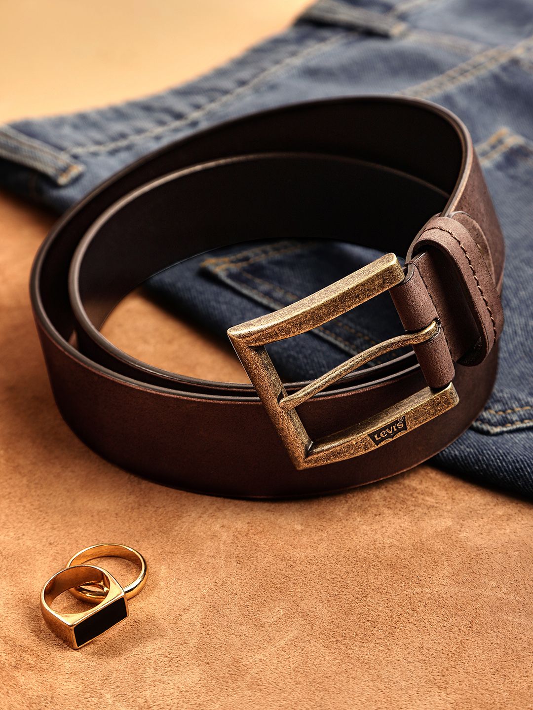 Men's Brown Solid Belt - 5211e325-3b1a-4c83-b0b4-35c2f70a27491744113398285-Levis-Men-Leather-Casual-Belt-6141744113397994-1 View
