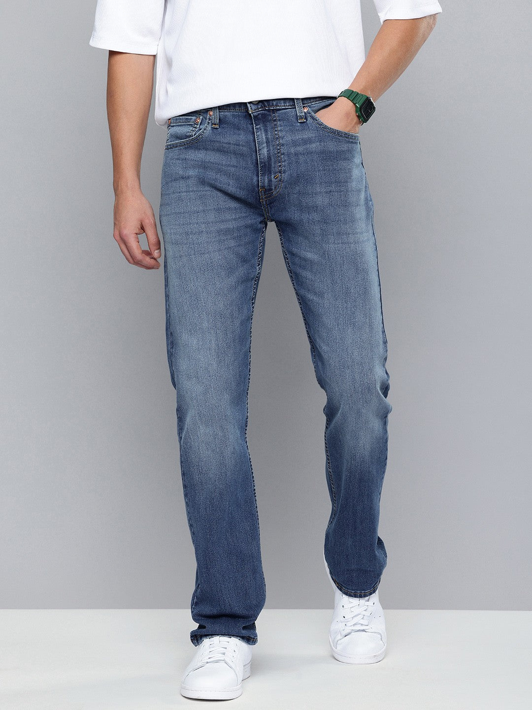 Men's 513 Indigo Slim Straight Fit Mid Rise Jeans - 52d909a7-ddfc-4322-bda5-c698d17b23b21732256882549-Mens-513-Slim-Straight-Fit-Indigo-Jeans-5851732256881960-2 View