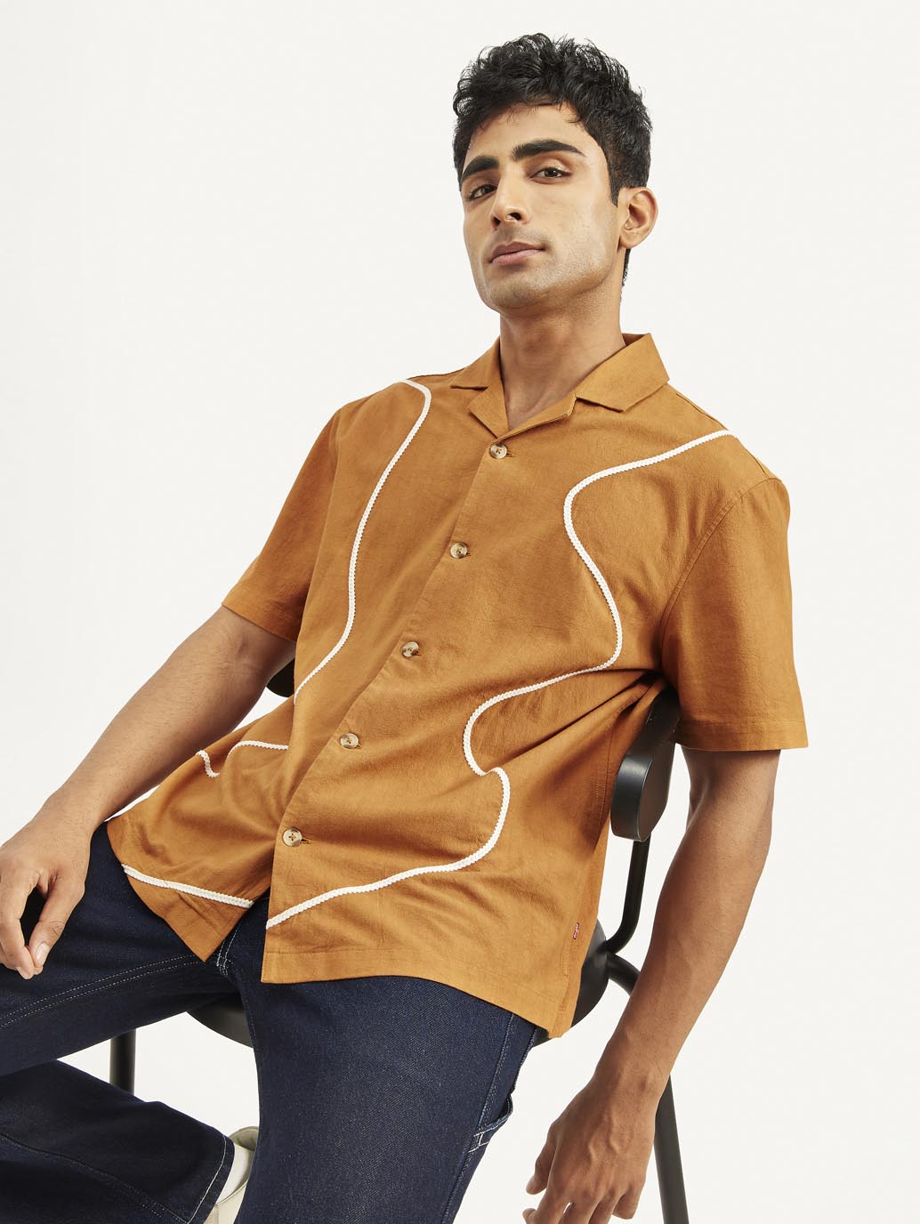 Men's Resort Collar Embroidered Relaxed Fit Shirt