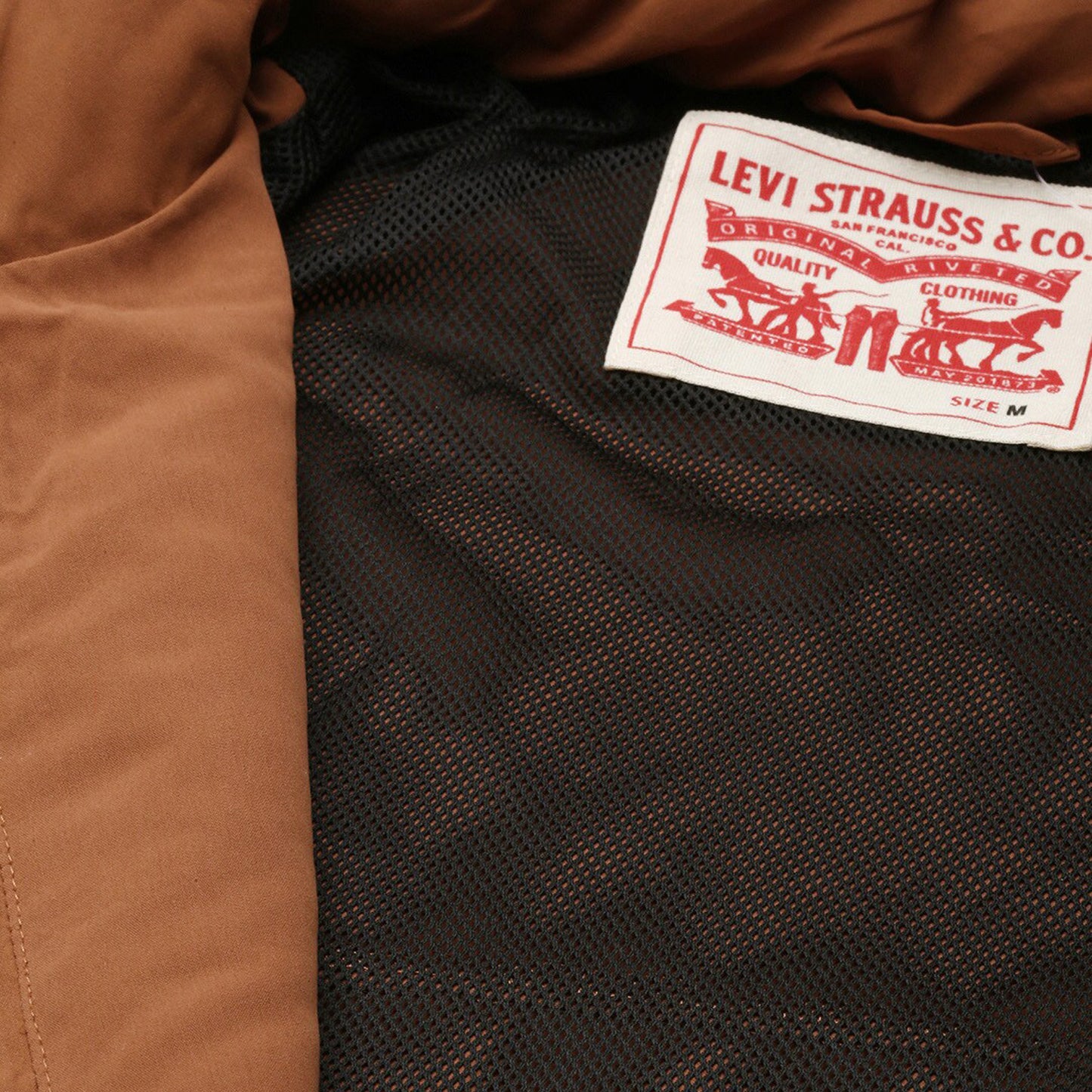 Levi's® Men's Hooded Sports Jacket – Levis India Store