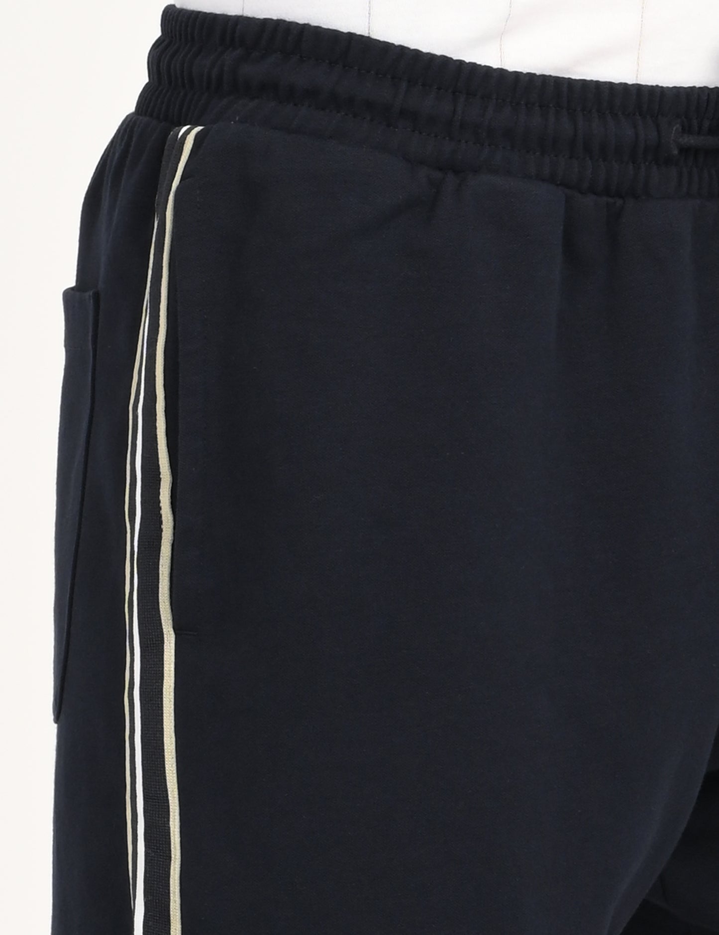 Men's Navy Regular Fit Shorts - fc4e7c41-d0b9-4e3e-bc48-f3b8ea7ed51a View