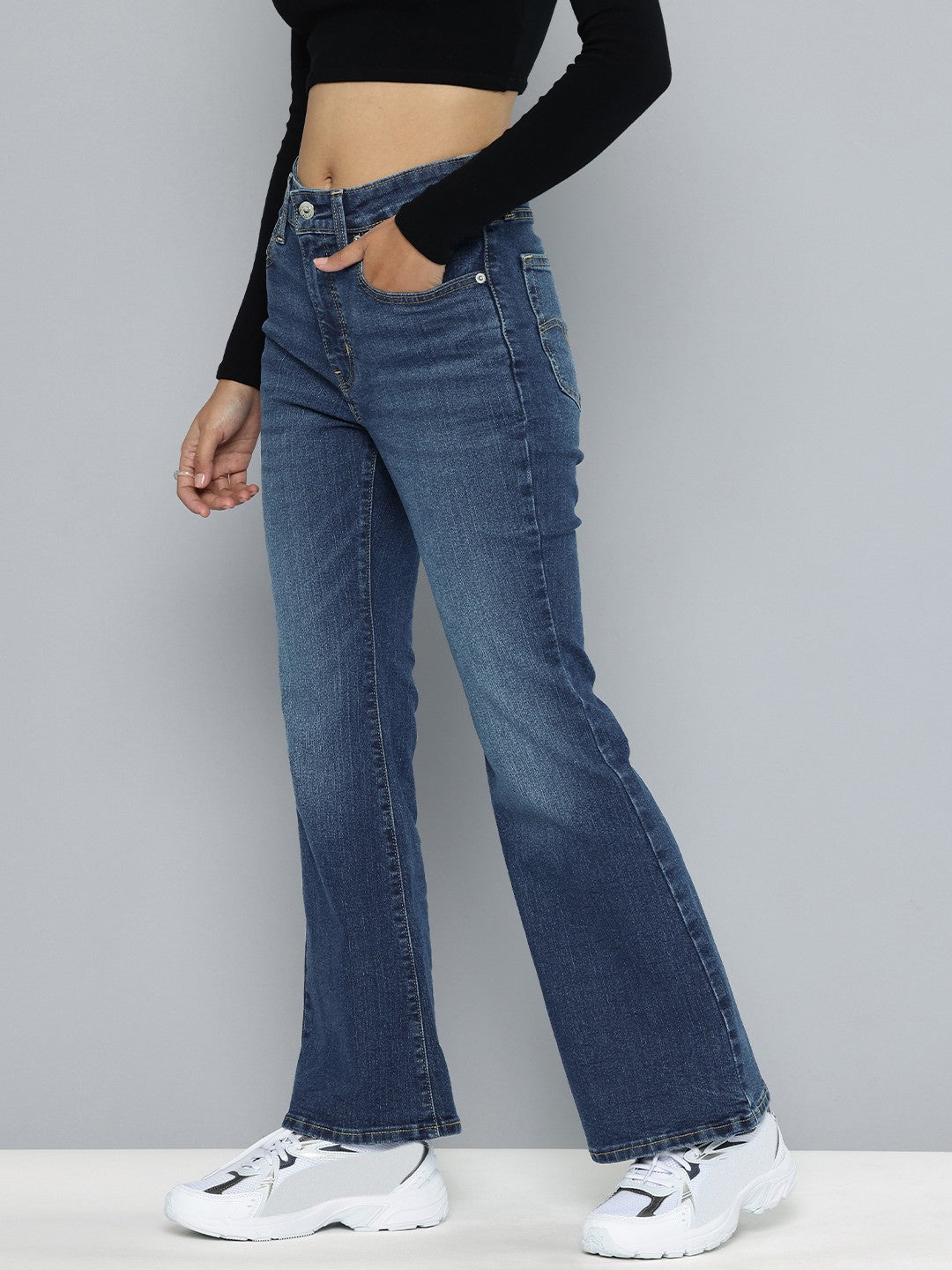 Women's 726 Blue Flared Fit High Rise Jeans - 62e32d70-e46d-4889-8c34-bfed9993aa8e1737449994678-Womens-High-Rise-726-Flared-Fit-Blue-Jeans-7281737449994092-2 View