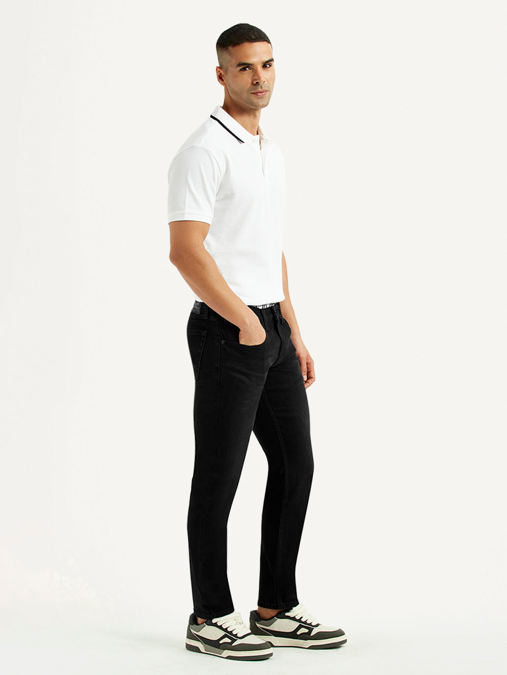 Men's 65504 Black Skinny Fit Mid Rise Jeans - Side View
