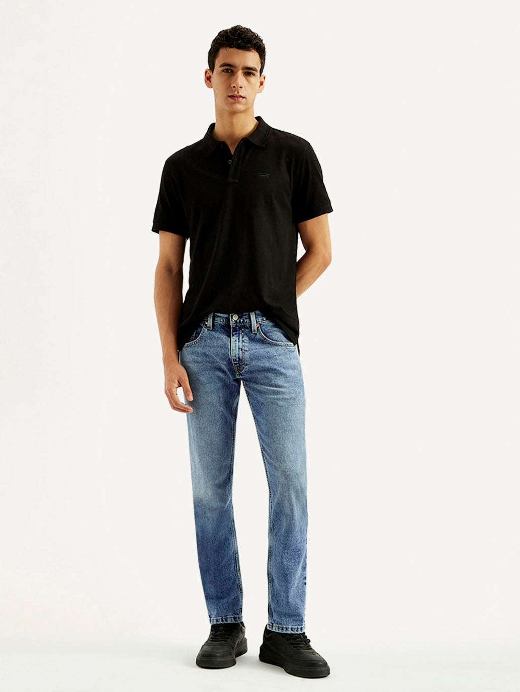 Men's 65504 Light Blue Skinny Fit Mid Rise Jeans - Styleshot View