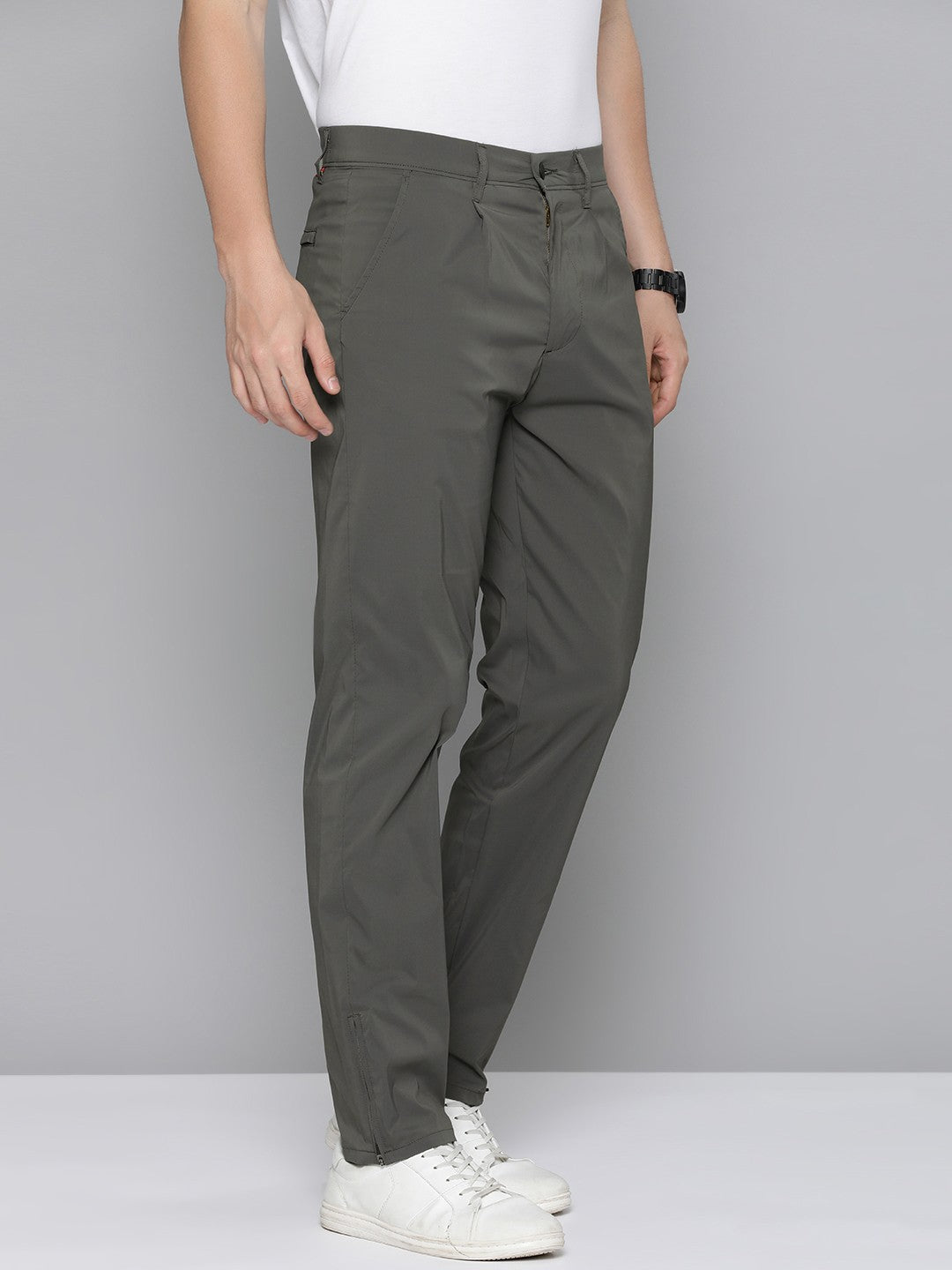 Men's Grey Regular Fit Trousers - 659079ce-6cbd-454d-8621-7b62a940fb6b1727256158213-Levis-Men-Slim-Fit-Trousers-4601727256157548-1 View