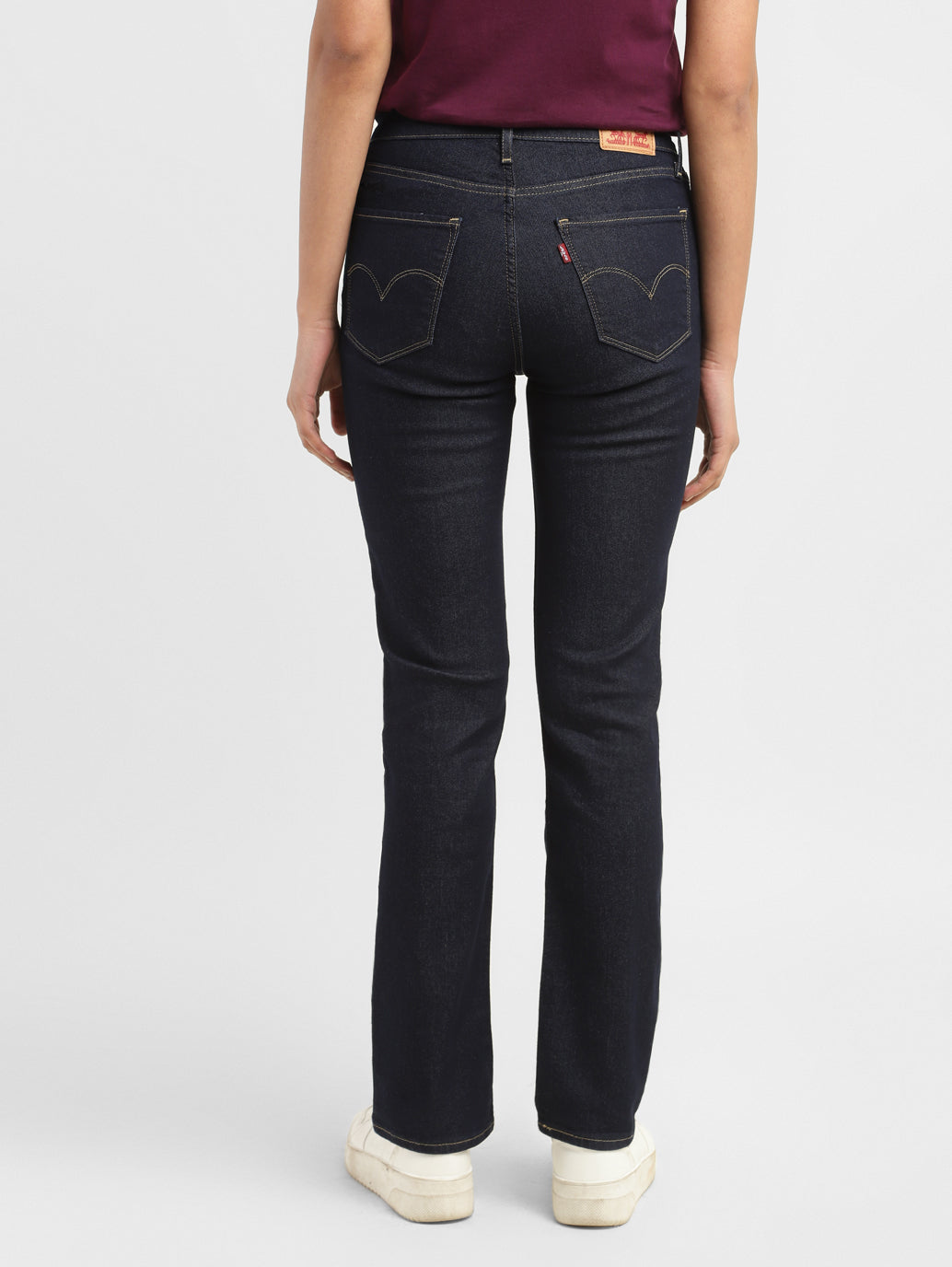 Women's High Rise 724 Straight Fit Jeans – Levis India Store