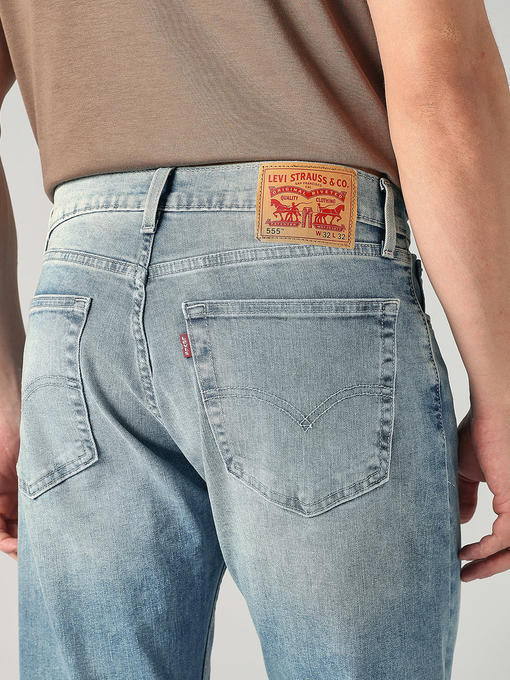 Men's 555 Light Blue Relaxed Straight Fit Mid Rise Jeans - 5170233e-ea1f-4d51-916e-fad681a6e567 View