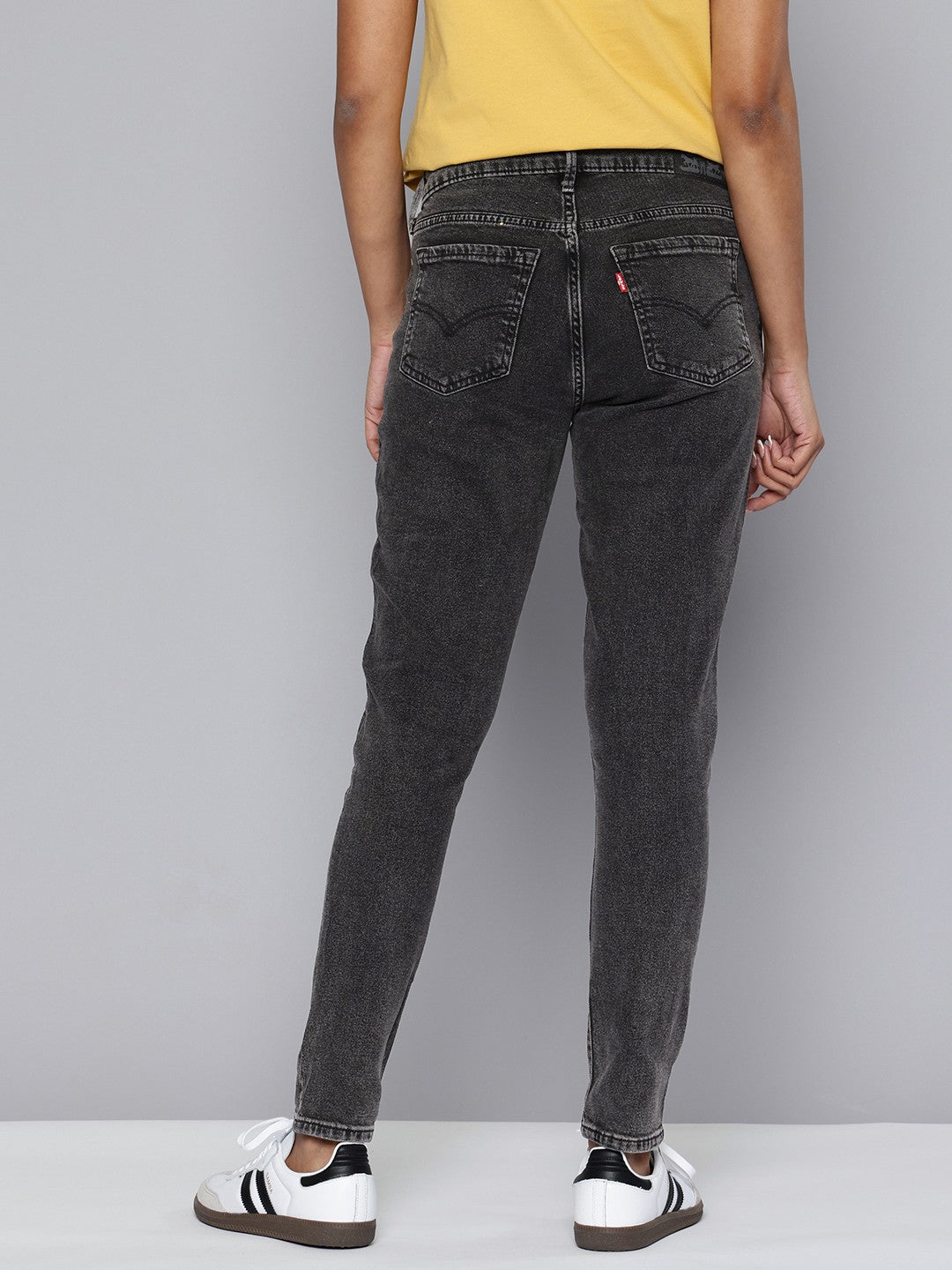 Women's 711 Black Skinny Fit Mid Rise Jeans - 73206908-0715-40d9-8b13-e0e3c76e9c1a1740742447206-Womens-Mid-Rise-711-Skinny-Black-Jeans-1271740742446629-3 View