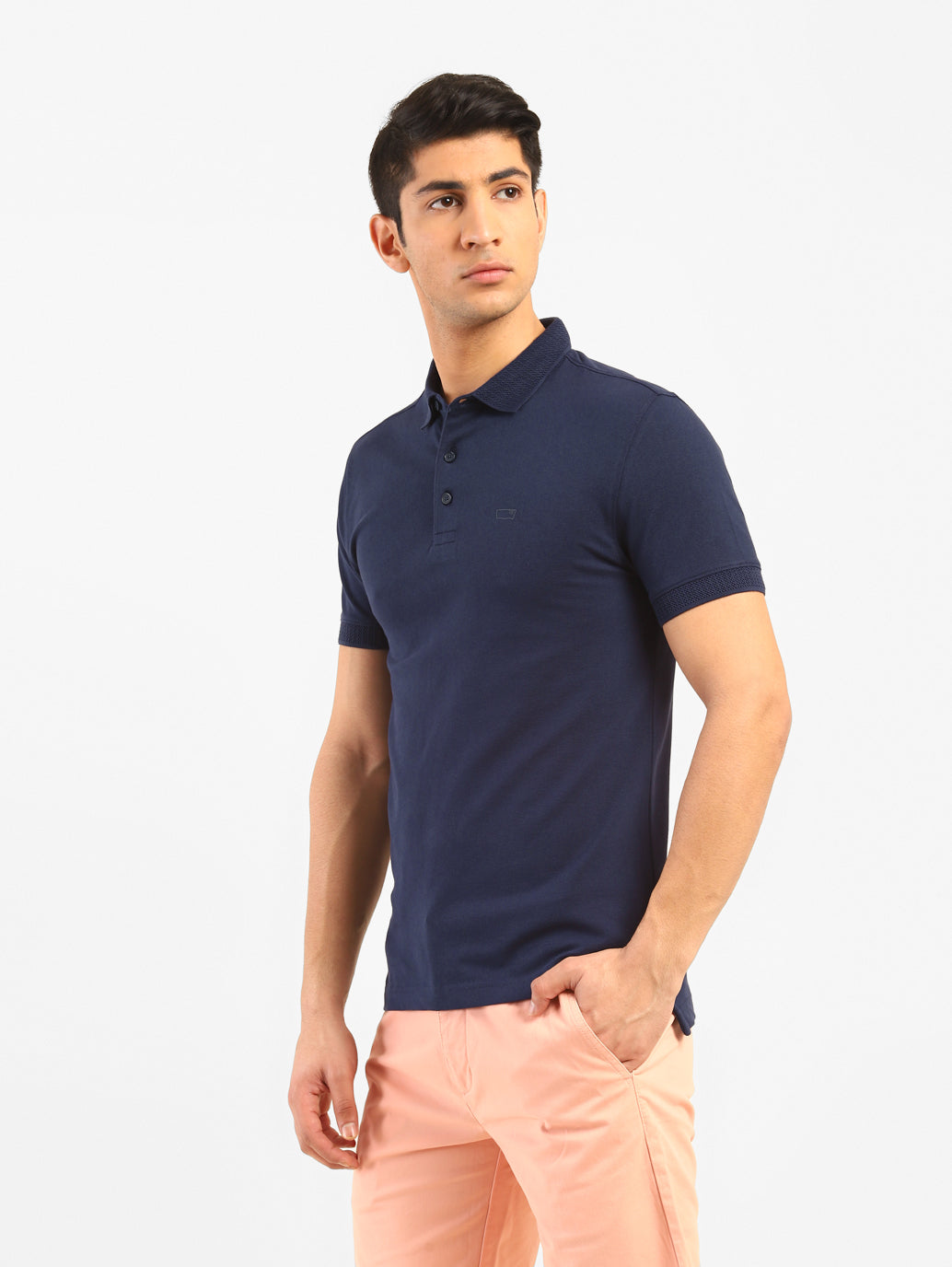 Men's Solid Regular Fit T-shirt - 823bfc72-633a-4f28-8c00-7ec2ffc52d66 View