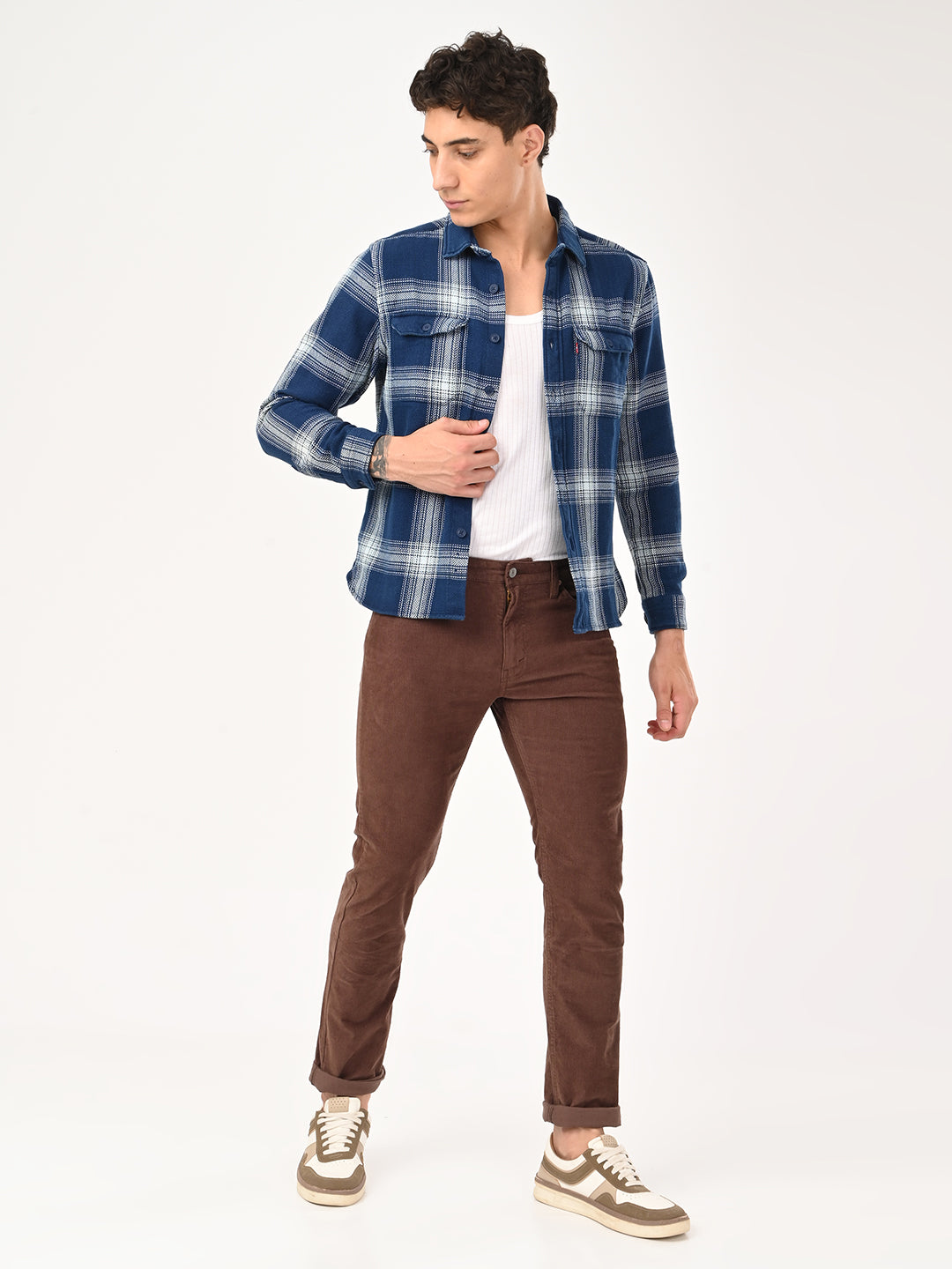 Men's 511 Slim Fit Mid Rise Chinos - cb36a8b3-7dfe-463f-97fd-9eb87cd2adf8 View