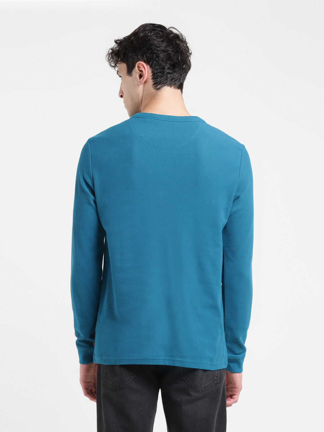 Men's Solid Henley Neck T-shirt – Levis India Store