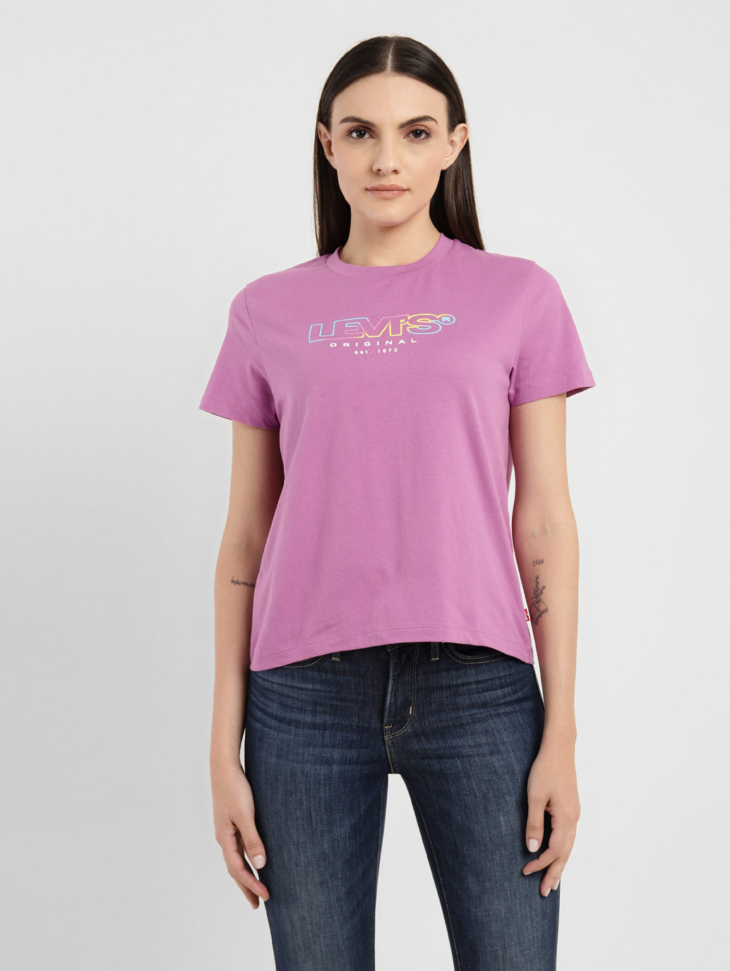 Women's Brand Logo Crew Neck T-shirt – Levis India Store