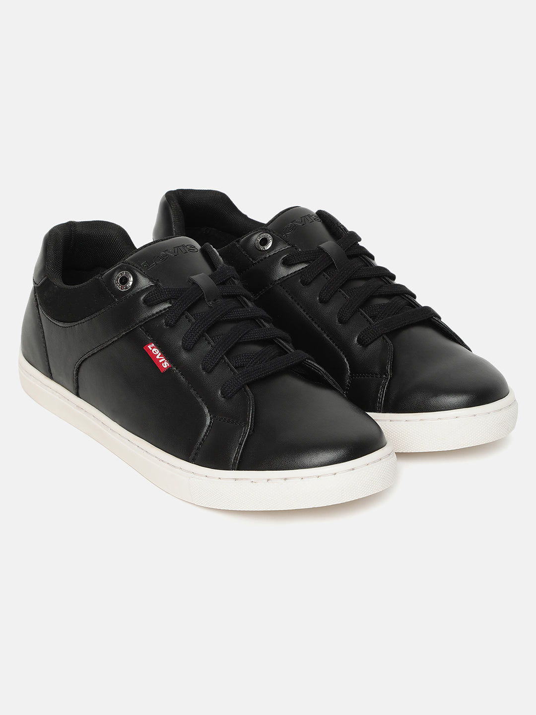 Buy latest casual men's sneakers online – Levis India Store