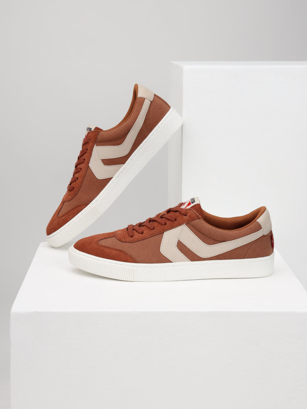 Men's Rust Colorblock Sneakers – Levis India Store