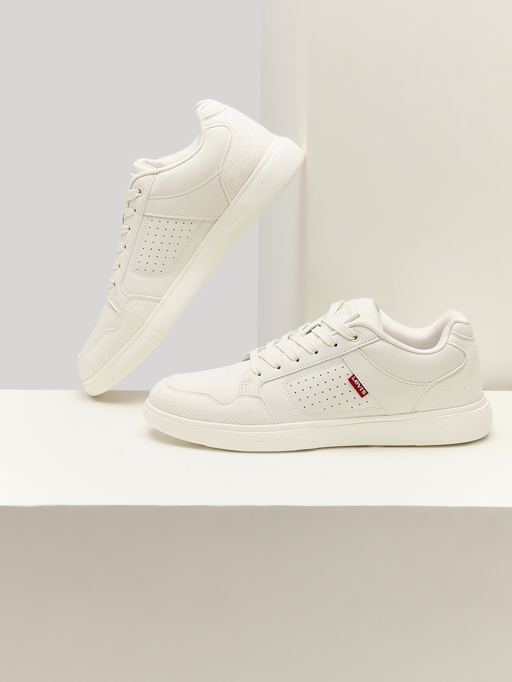Men's White Casual Sneakers