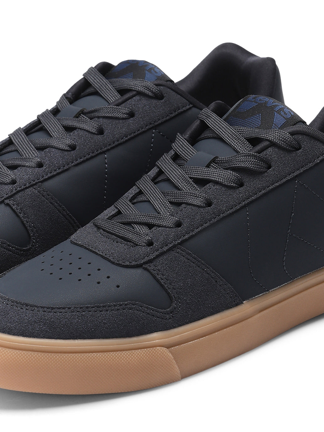 Men's Black Casual Sneakers - Detail View