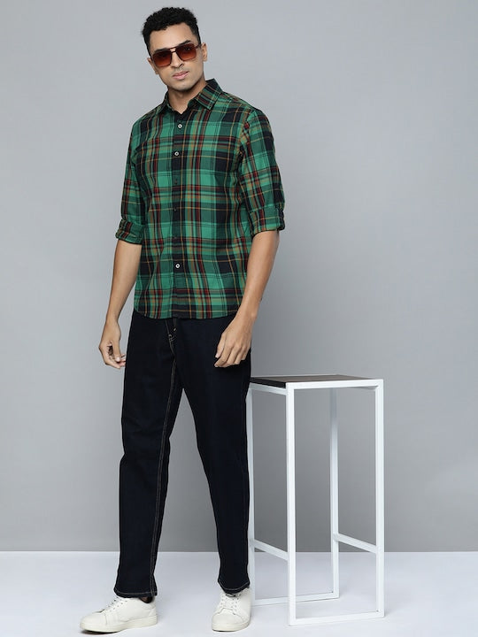 Men's Checkered Spread Collar Shirt