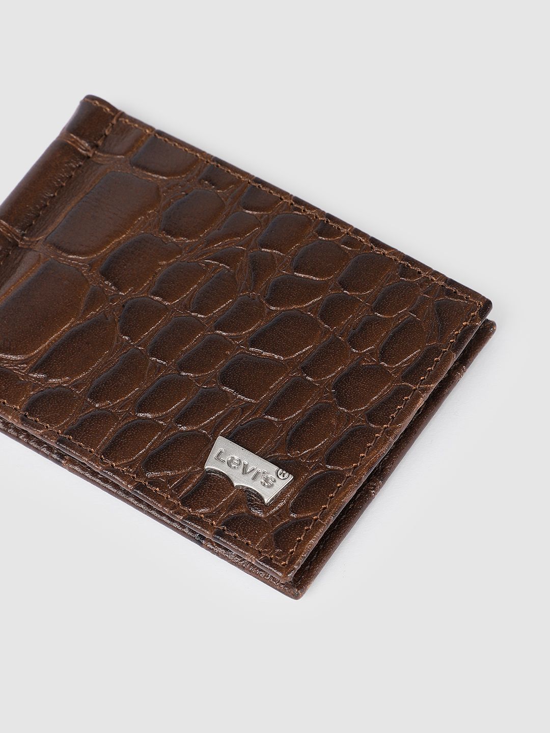 Men's Brown Textured Card Holder - 8900e3f4-27f5-45be-bc57-9875737778221742210066472-Men-Brown--Black-textured-Leather-Cardholder-167174221006608-7 View