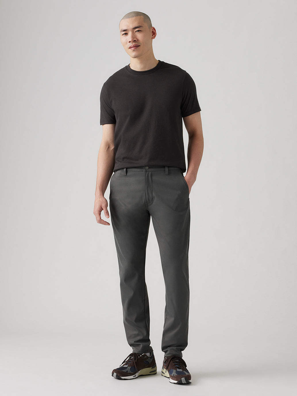 Men's Grey Straight Fit Tech Pant