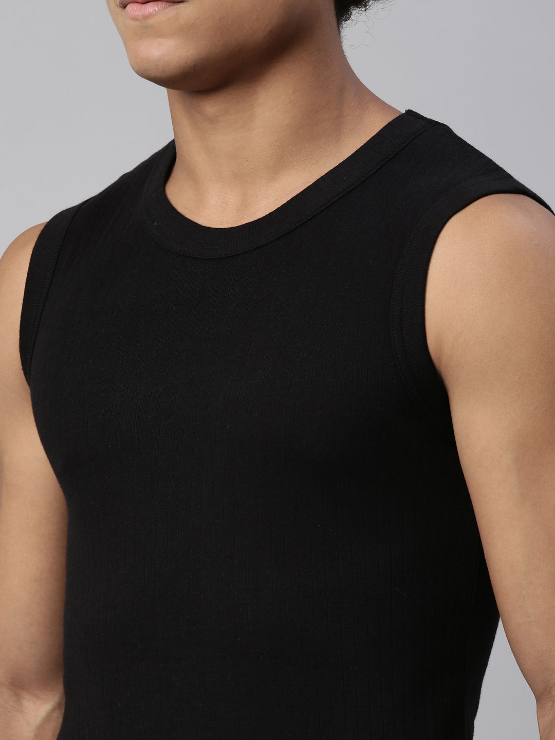 Men's Solid Vest