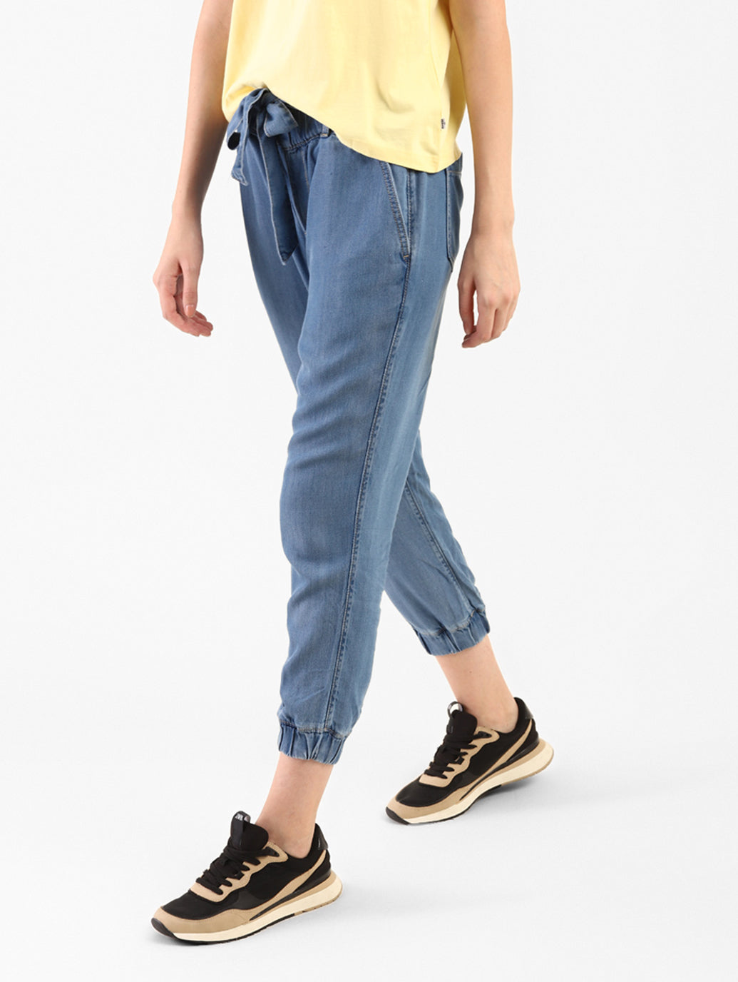 DL1961 Laura High Rise Jogger Pants in Larimore
