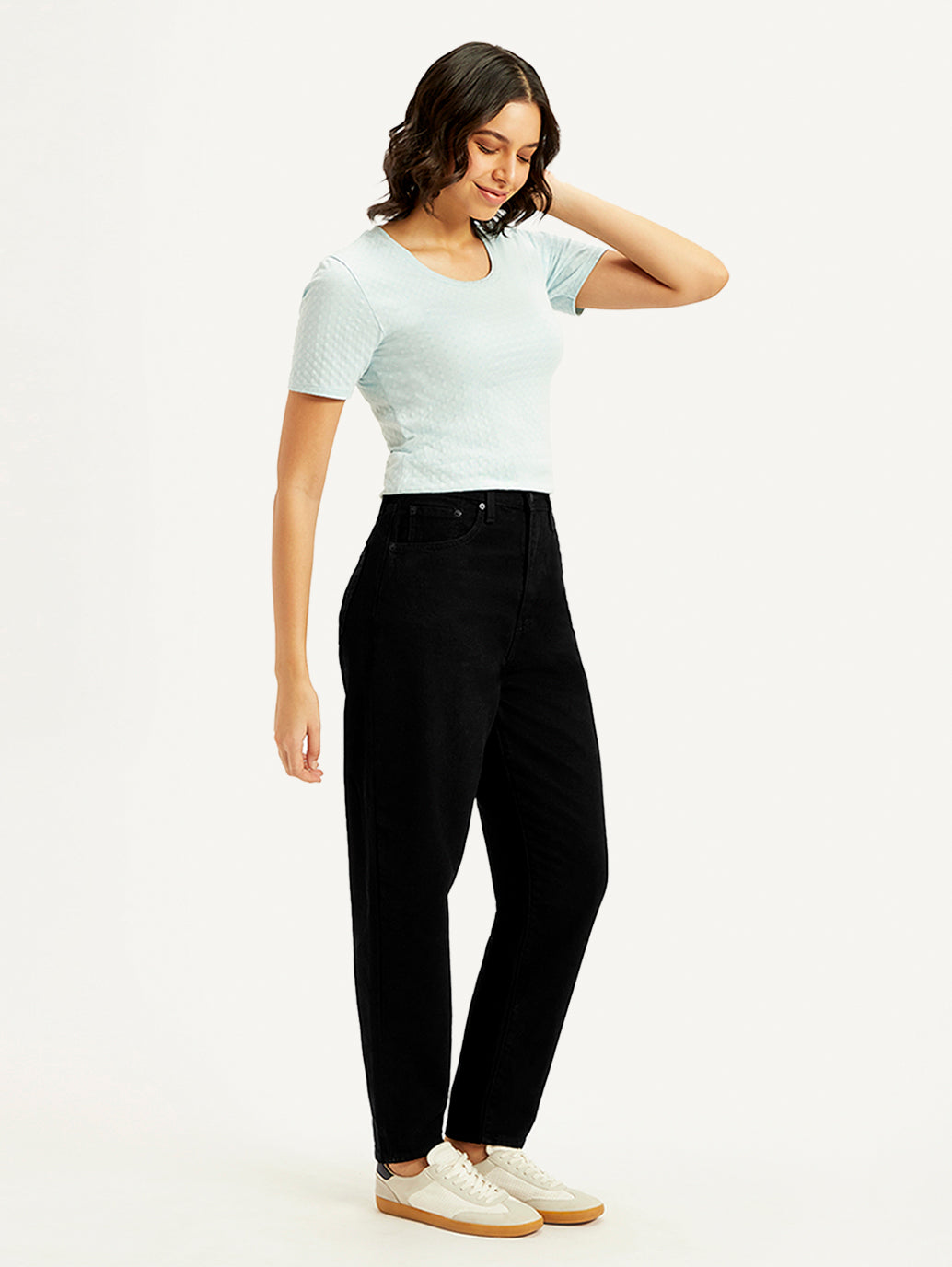 Women's Black Loose Tapered Fit High Rise Jeans - Side View