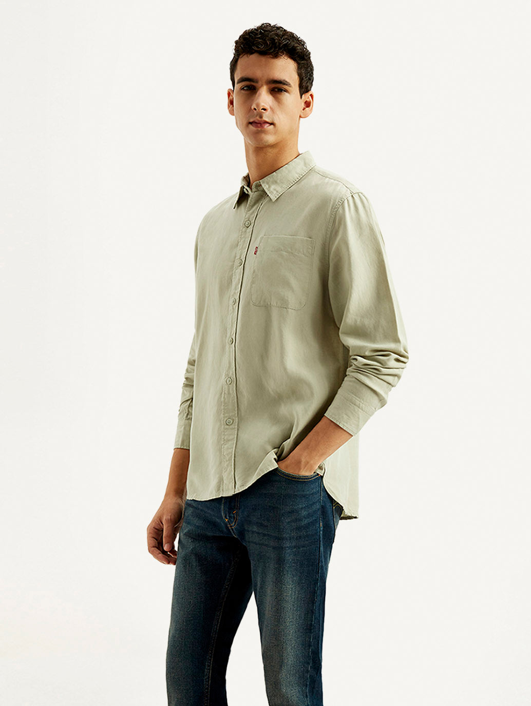Men's Solid Slim Fit Linen Shirt - Side View