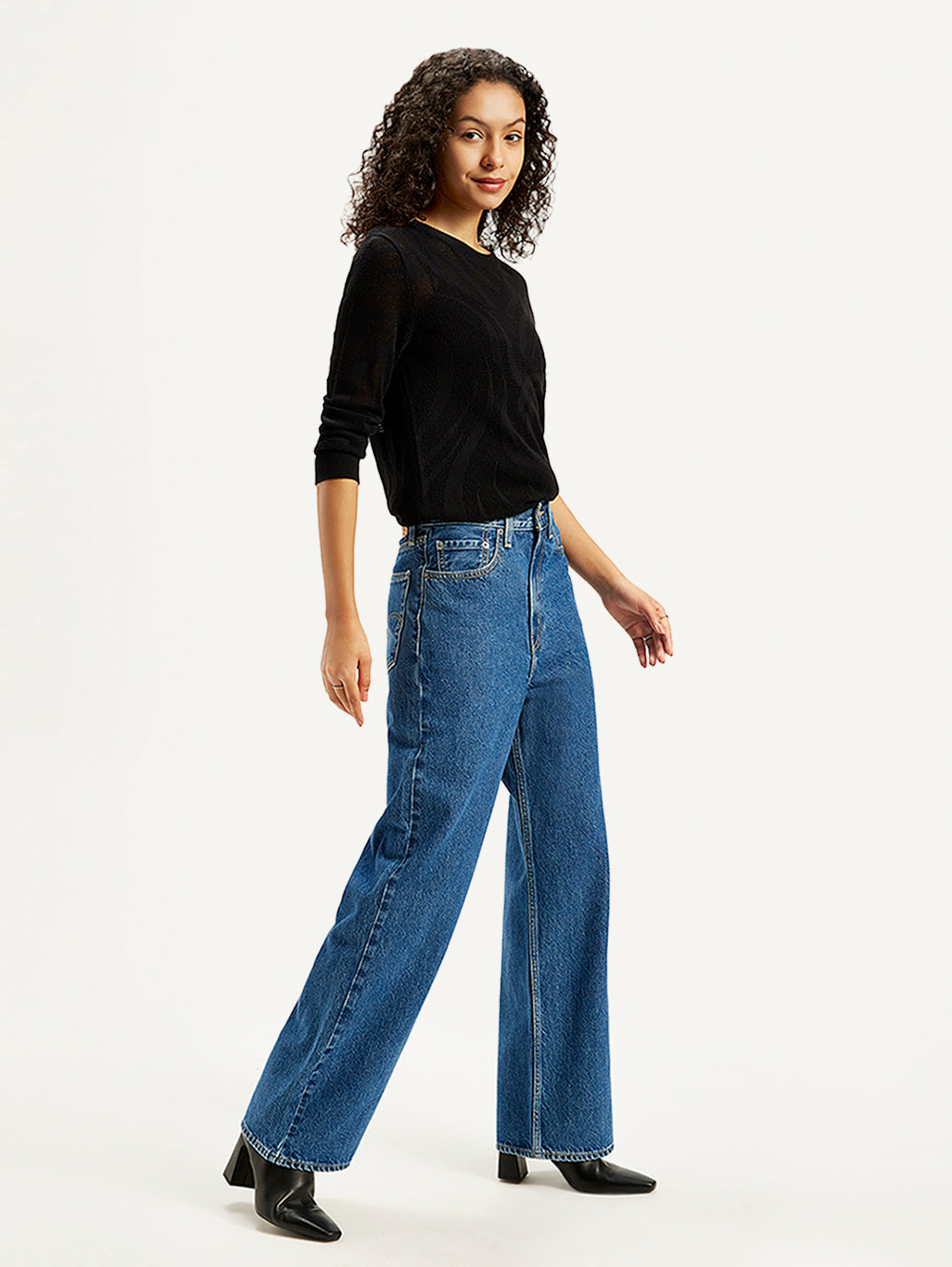 Women's High Rise Loose Fit Blue Jeans