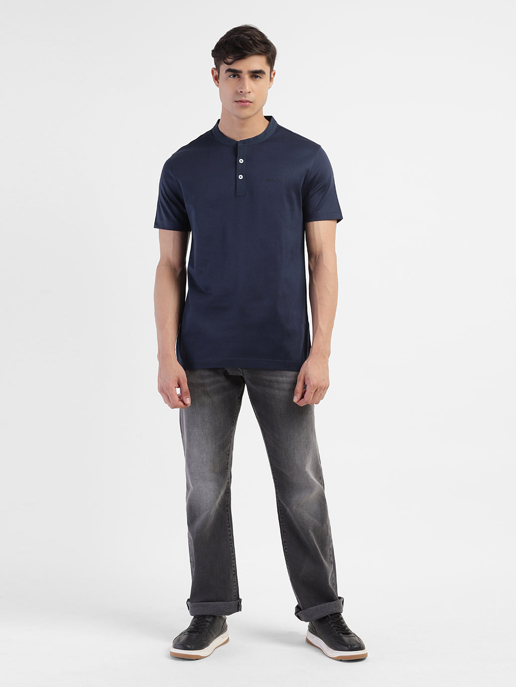 Levi's henley t shirt best sale