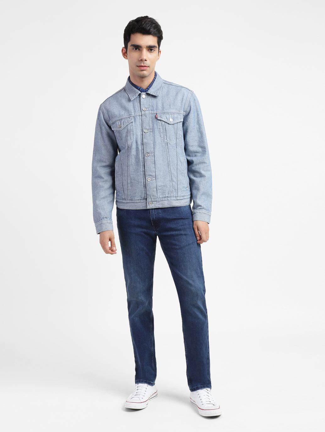 Men's Solid Spread Collar Denim Jacket