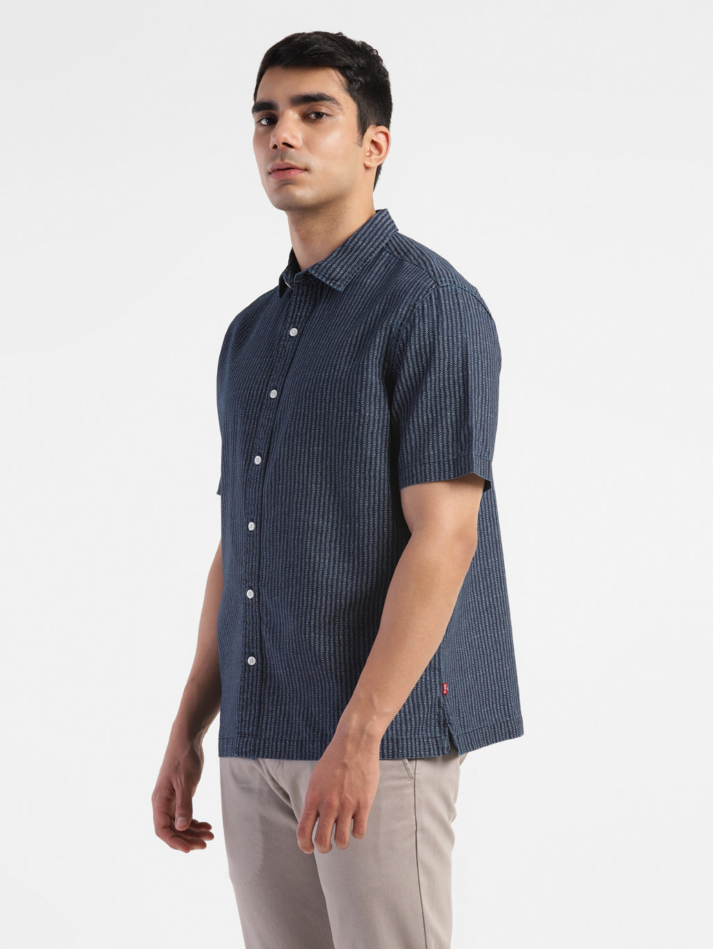 Men's Striped Spread Collar Shirt