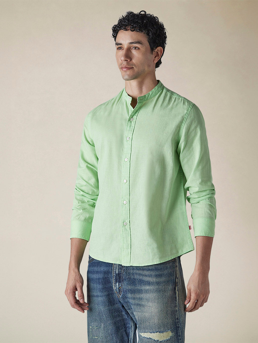 Men's Solid Slim Fit Shirt - 4fa7c69d-7172-4e0c-9af4-99ce22ae056a View