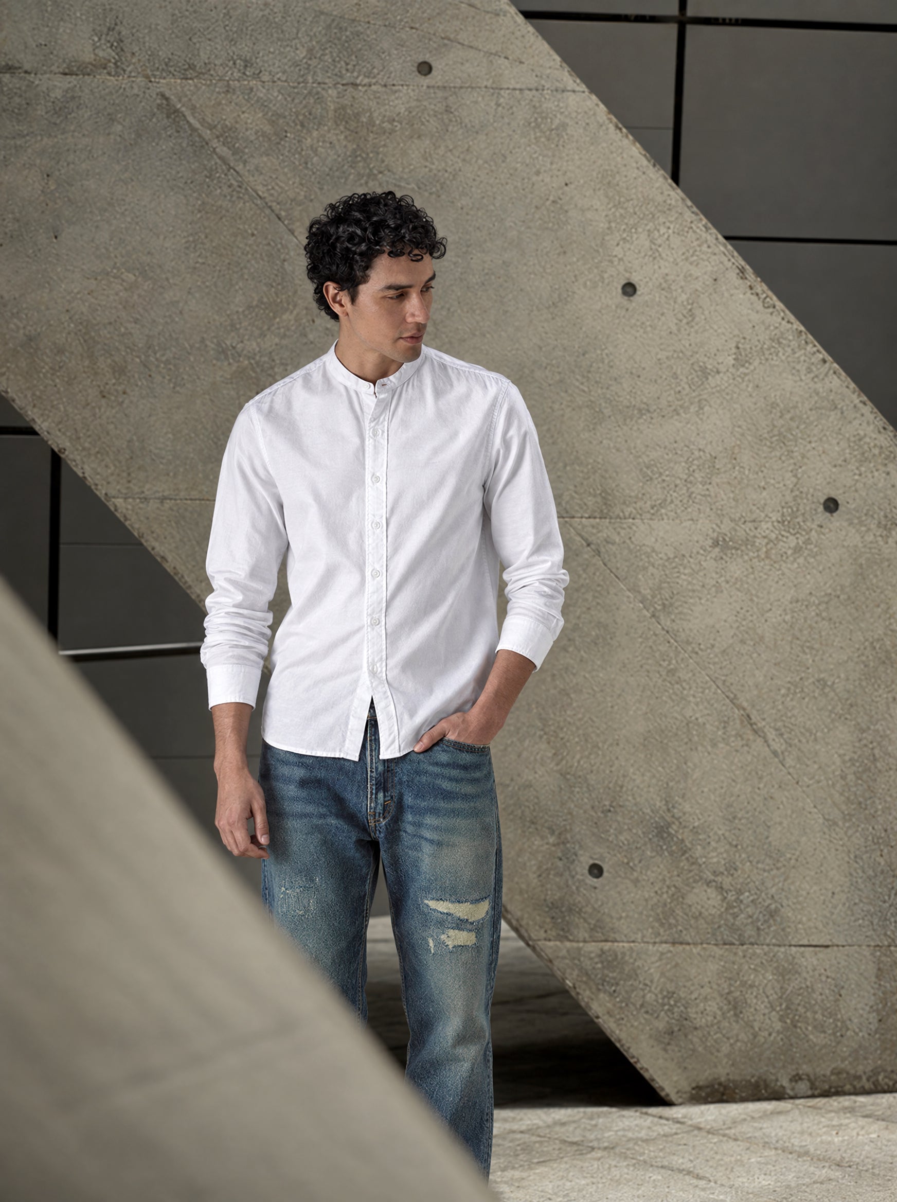 Men's Solid Slim Fit Oxford Shirt