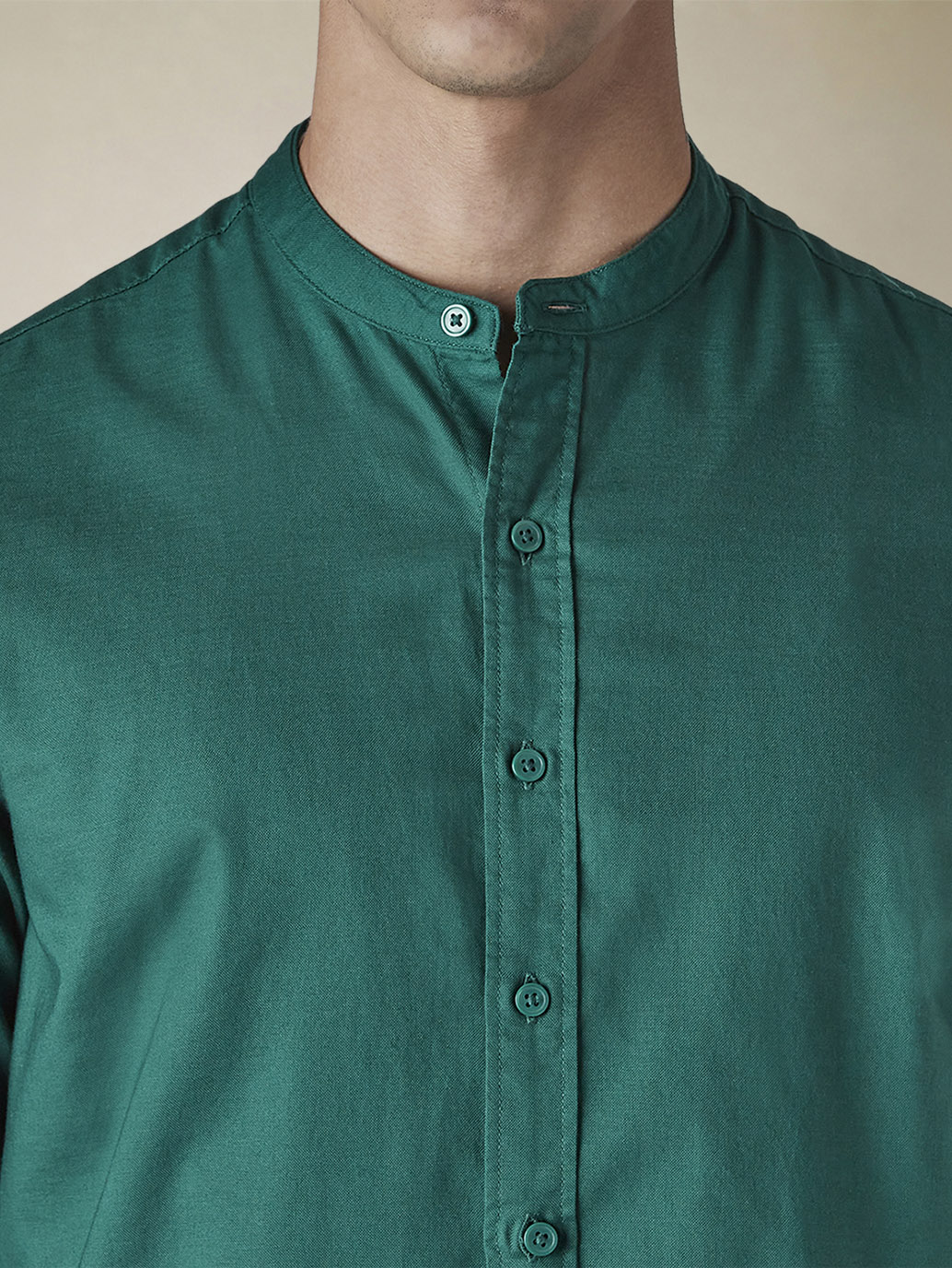 Men's Solid Mandarin Collar Slim Fit Oxford Shirt - Detail View