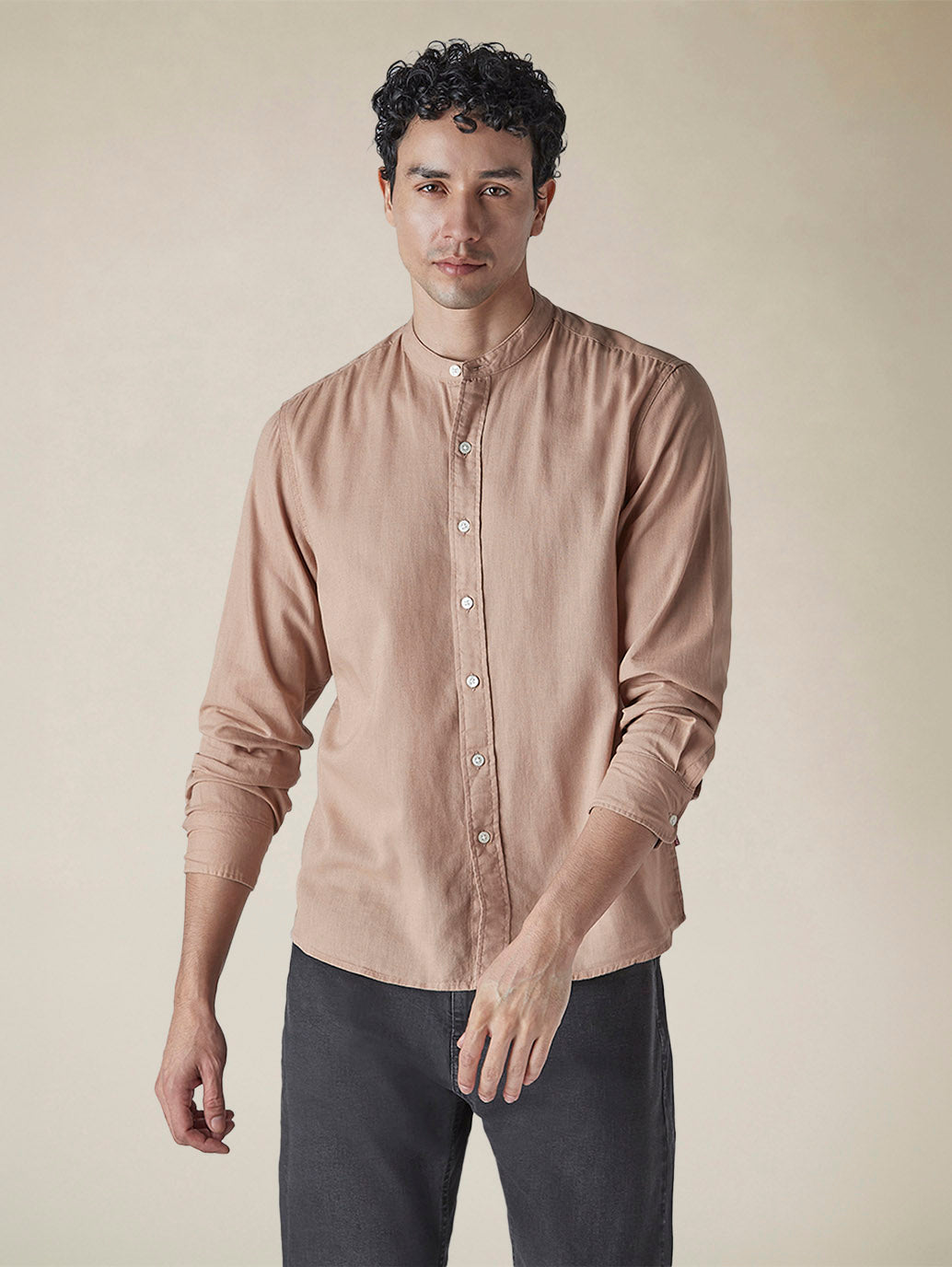 Men's Solid Slim Fit Linen Shirt - Front View