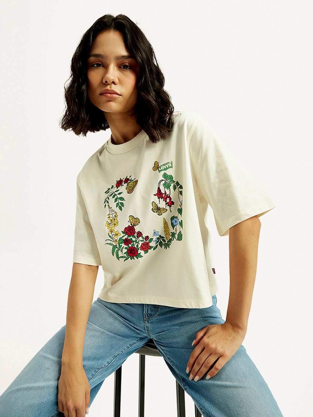 Women's Floral Relaxed Fit T-shirt - Elevated View