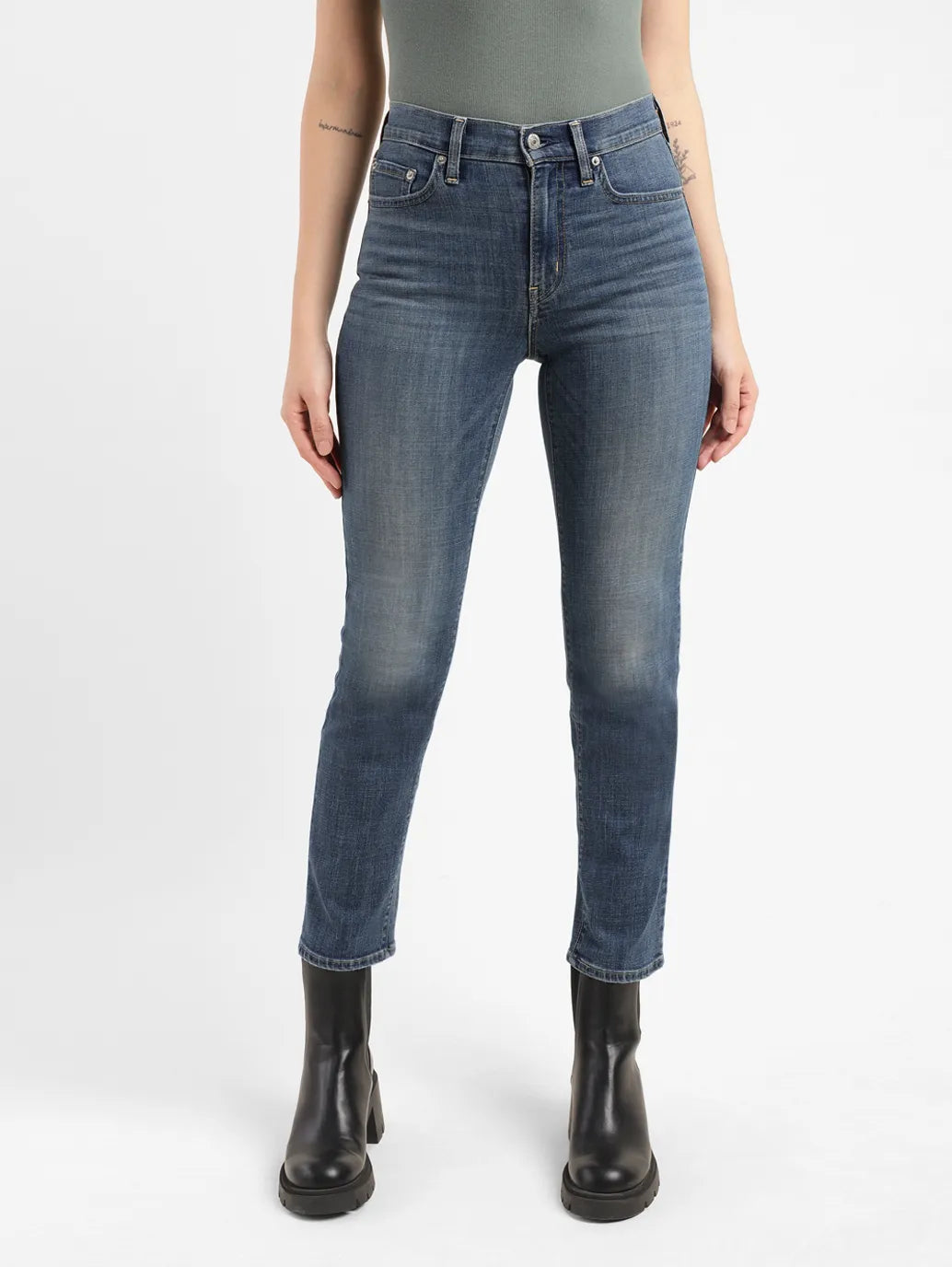 Women's Mid Rise 726 Flaired Fit Jeans