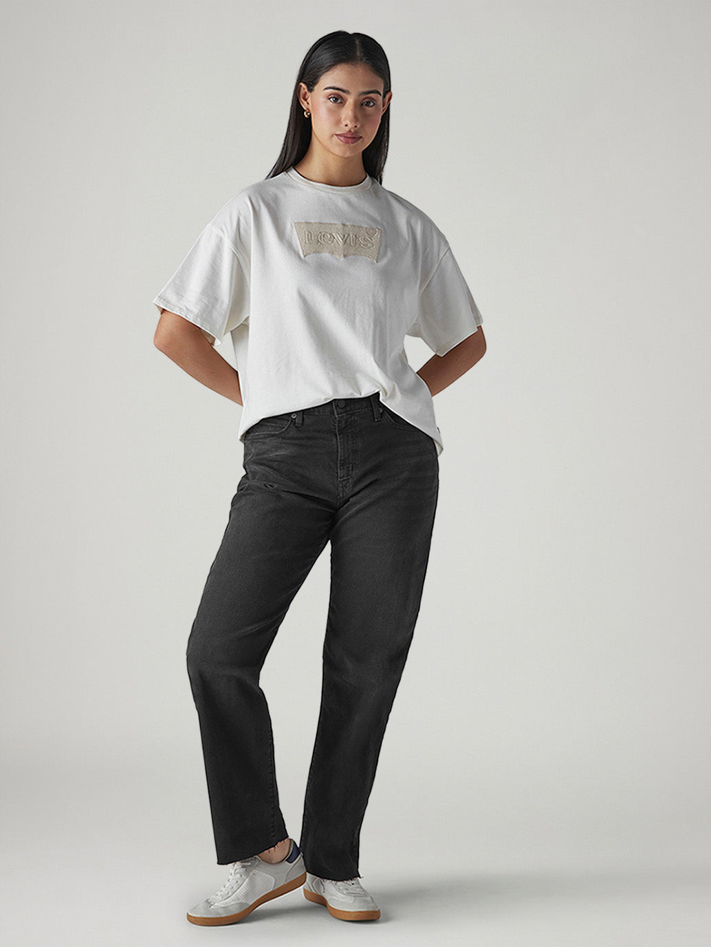 Women's 94 Black Baggy Fit Mid Rise Jeans