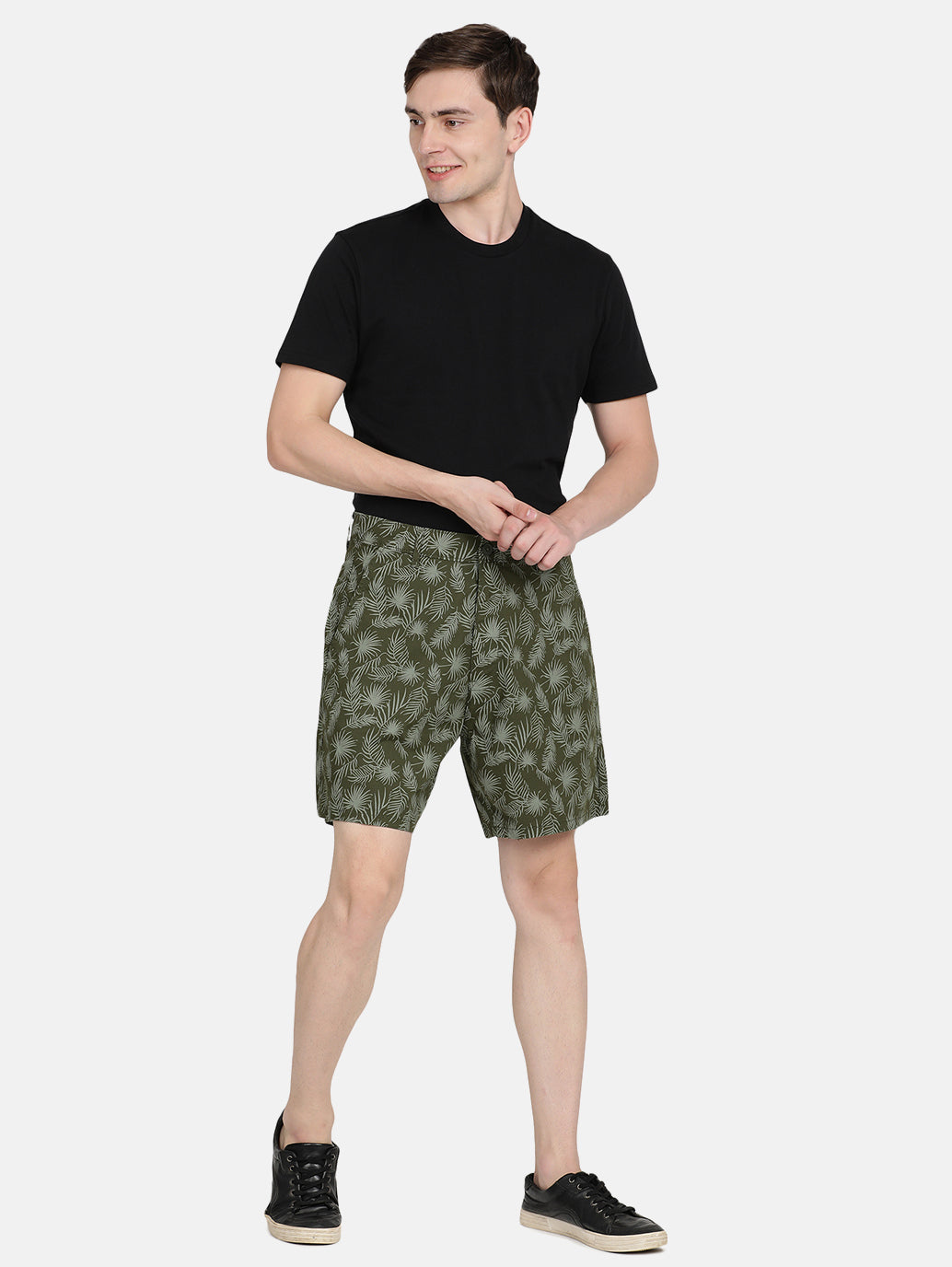 Men s Relaxed Fit Shorts Levis India Store