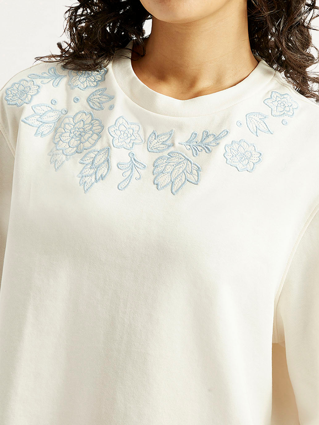Women's Embroidered Relaxed Fit T-shirt - Detail View