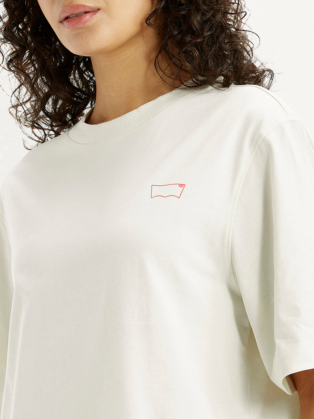 Women's Graphic Print Off White Relaxed Fit T-shirt - Detail View