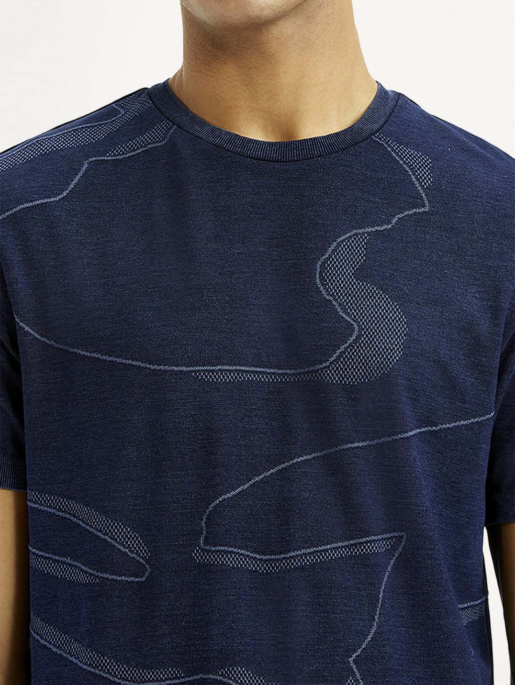 Men's Abstract Navy Blue Slim Fit Seamless T-shirt - Detail View