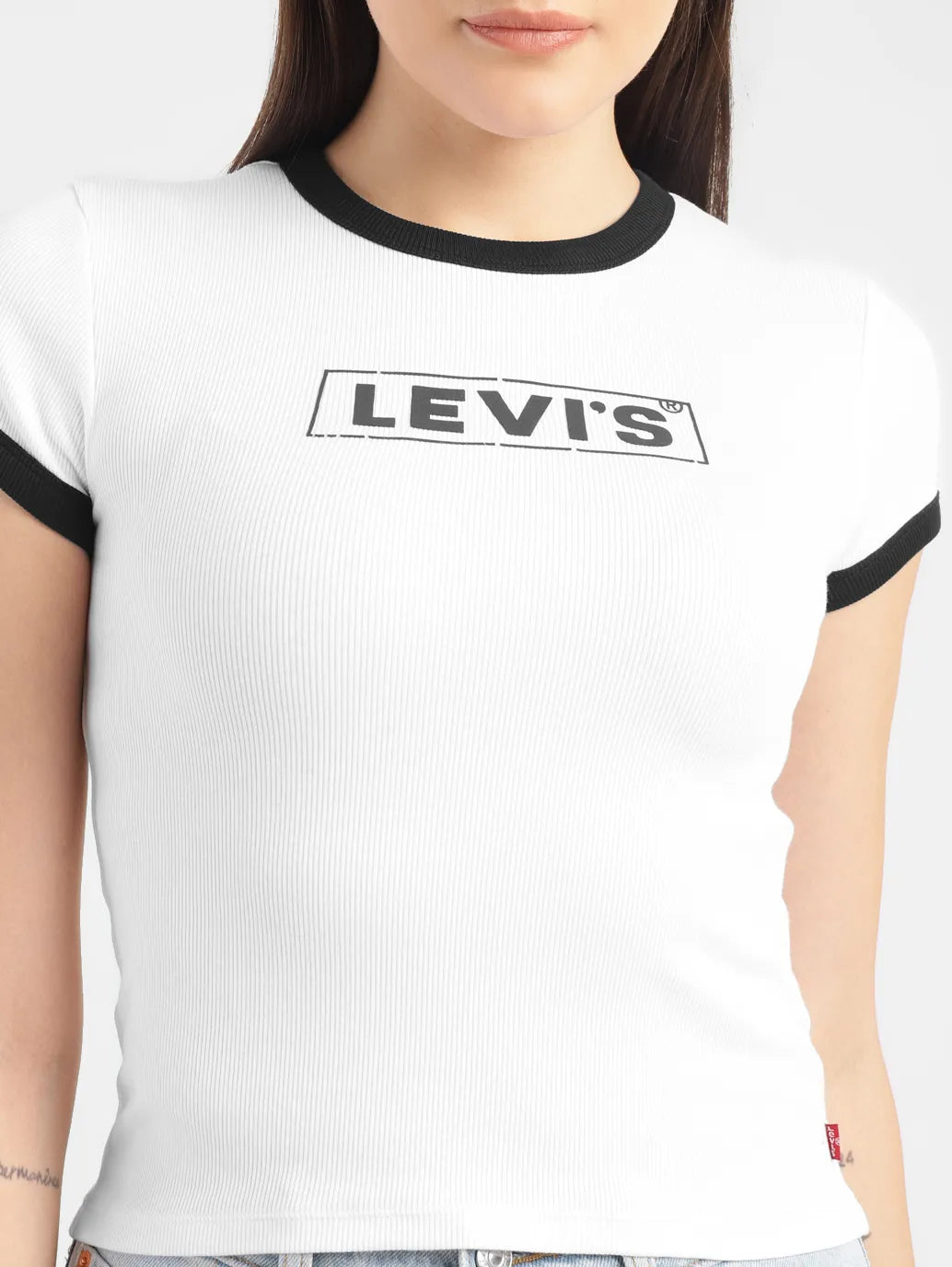 Women s Brand Logo Slim Fit T shirt Levis India Store