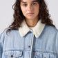 Levi's® Women's '90s Sherpa Trucker Jacket - Detail View