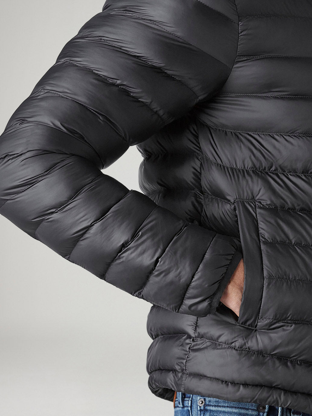 Men's Quilted Slim Fit Puffer Jacket - Detail View